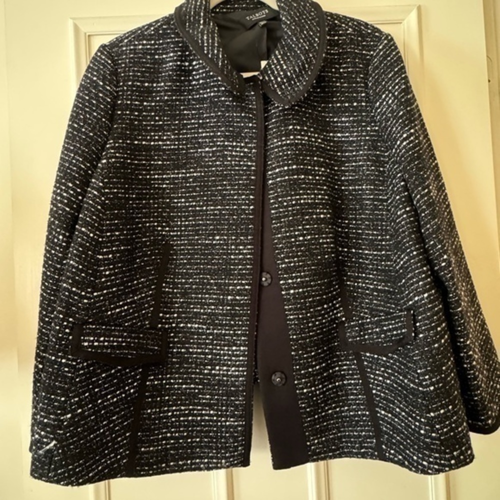 Talbots Elegant Black and White Tweed Jacket size 20 women’s Petite BNWT